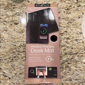 CYLO Wireless Charging Desk Mat